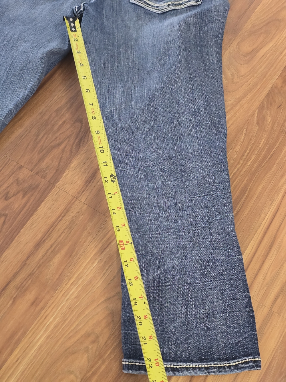 Daytrip Mid Wash Cropped Boyfriend Jeans - Picture 5 of 5